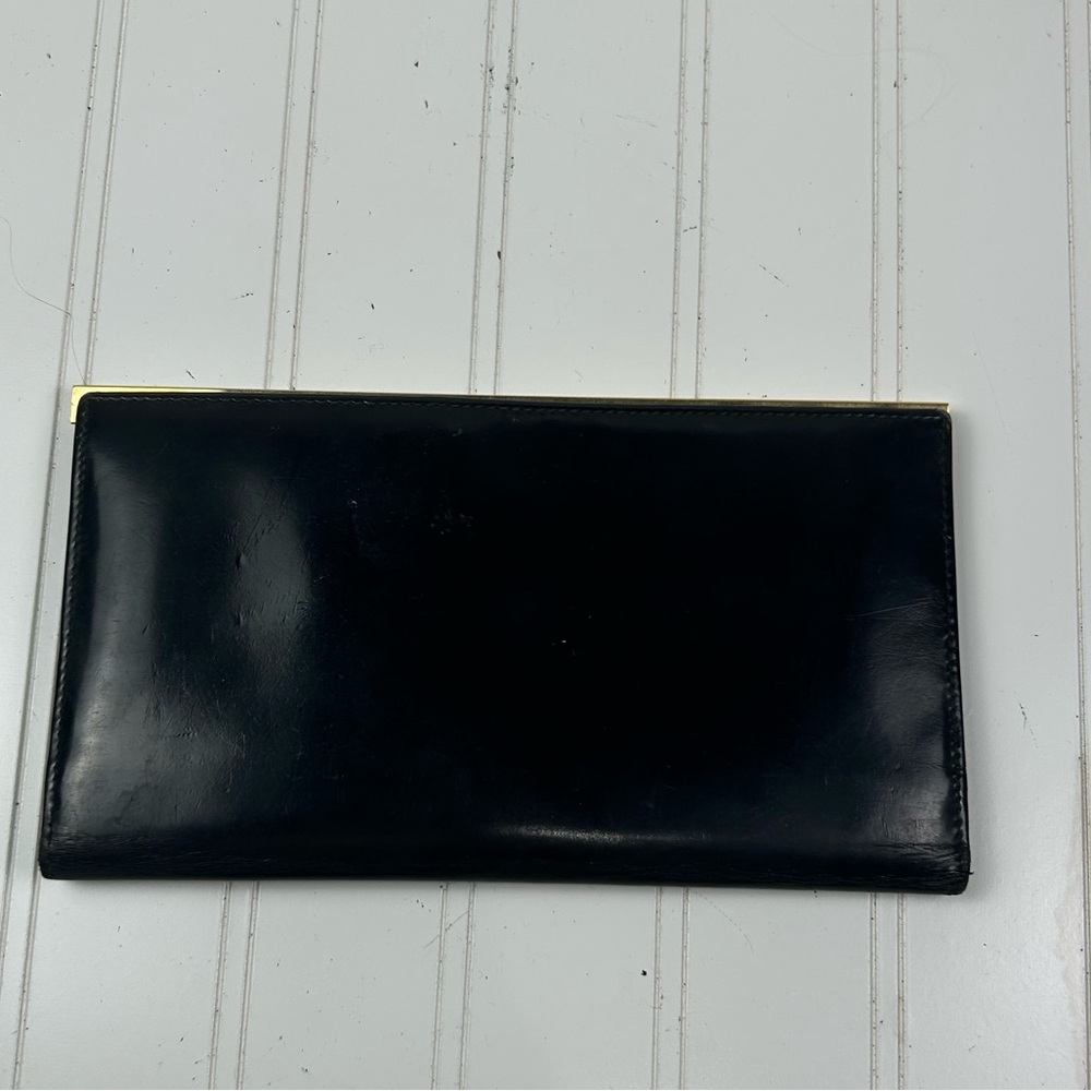 Gucci Black Leather Clutch Wallet with Gold Trim - Picture 9 of 12